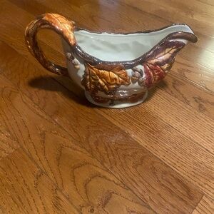 Baum Acorn Collection Gravy Bowl
